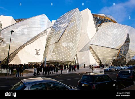 louis vuitton museum paris france